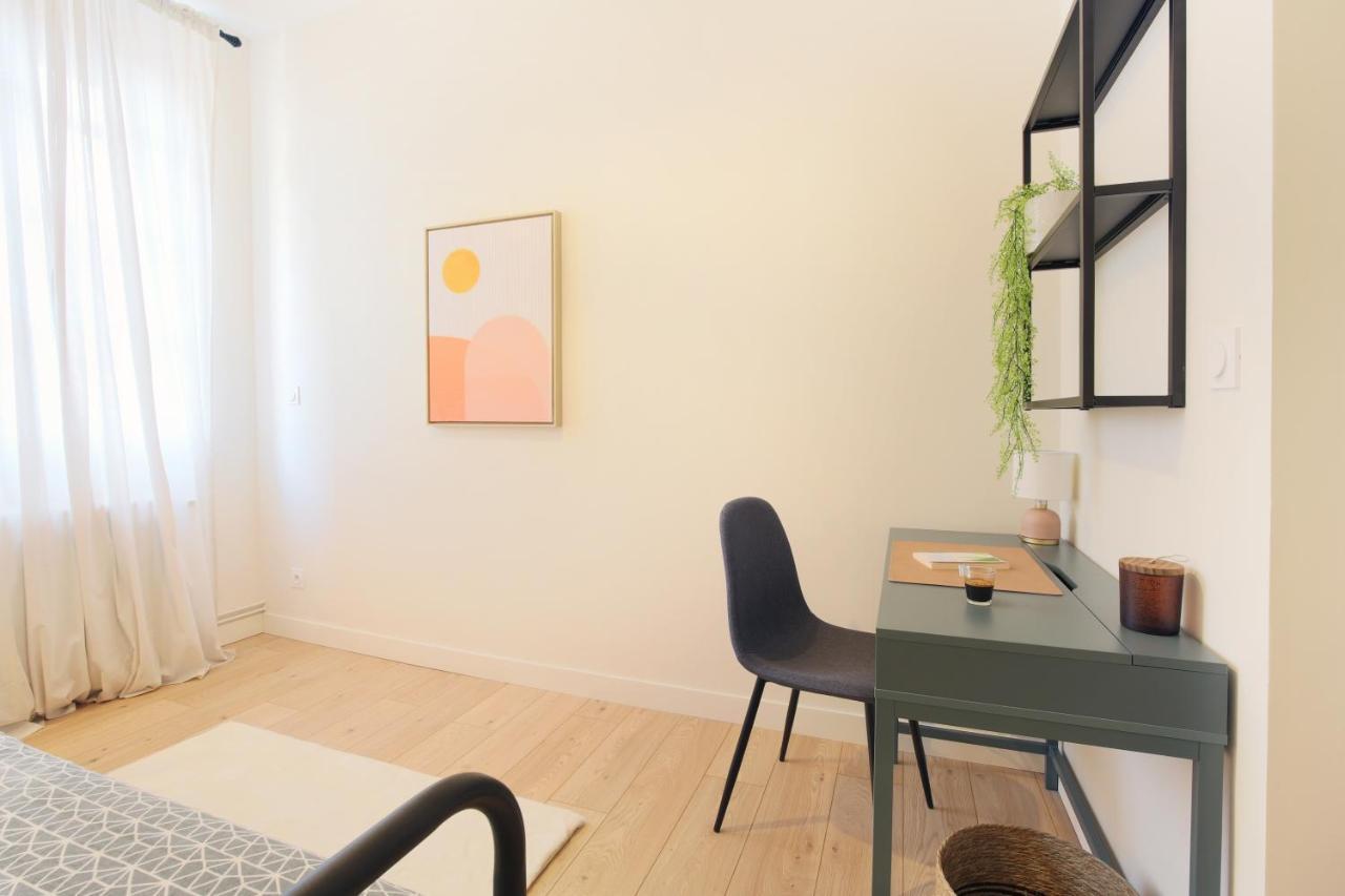 Expat Renting - Le Barcelone - Compans - Parking