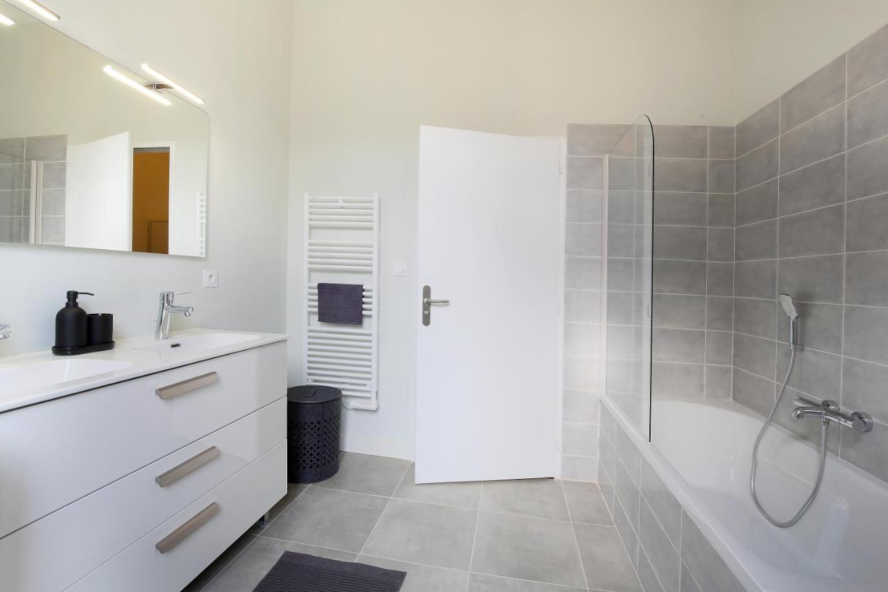Expat Renting - Le Barcelone - Compans - Parking *