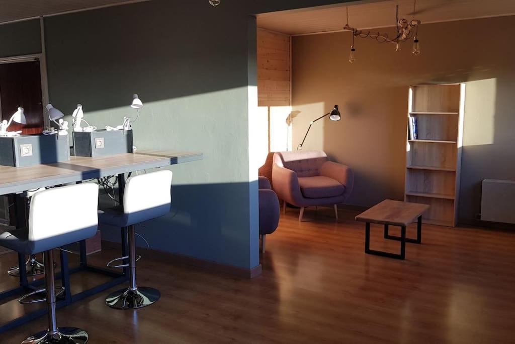 Bed & Working - Tramway - Partagees De 4 Lits Apartment *