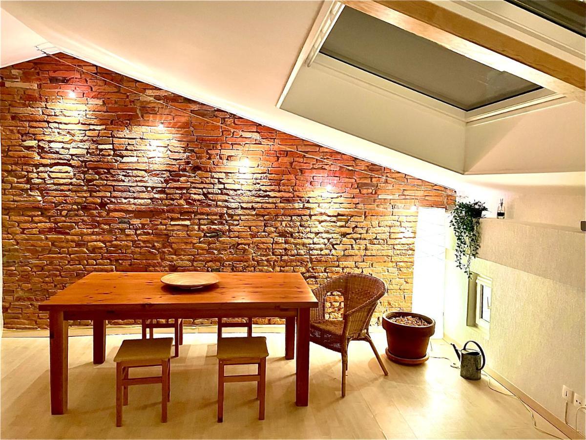 Cosy Flat In The City Centre *