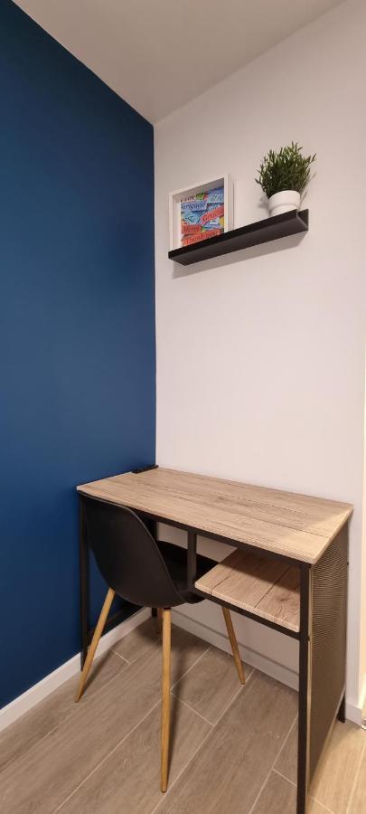 Avec Douche Privative Dans Partage - Metro - Wifi * Toulouse