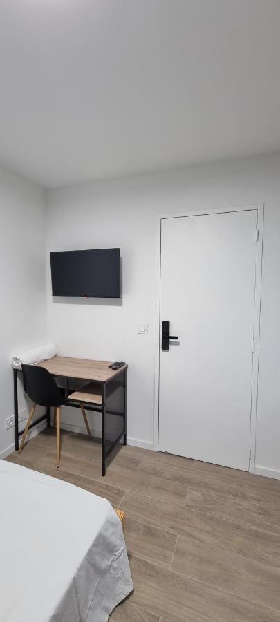 Avec Douche Privative Dans Partage - Metro - Wifi Toulouse