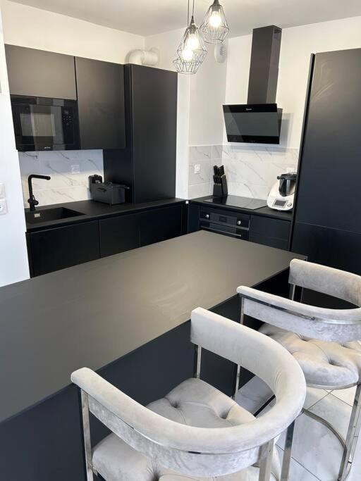 Appart Duplex 87m2 Pres D'airbus