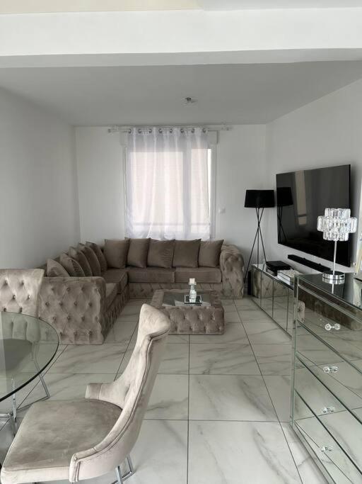 Appart Duplex 87m2 Pres D'airbus *