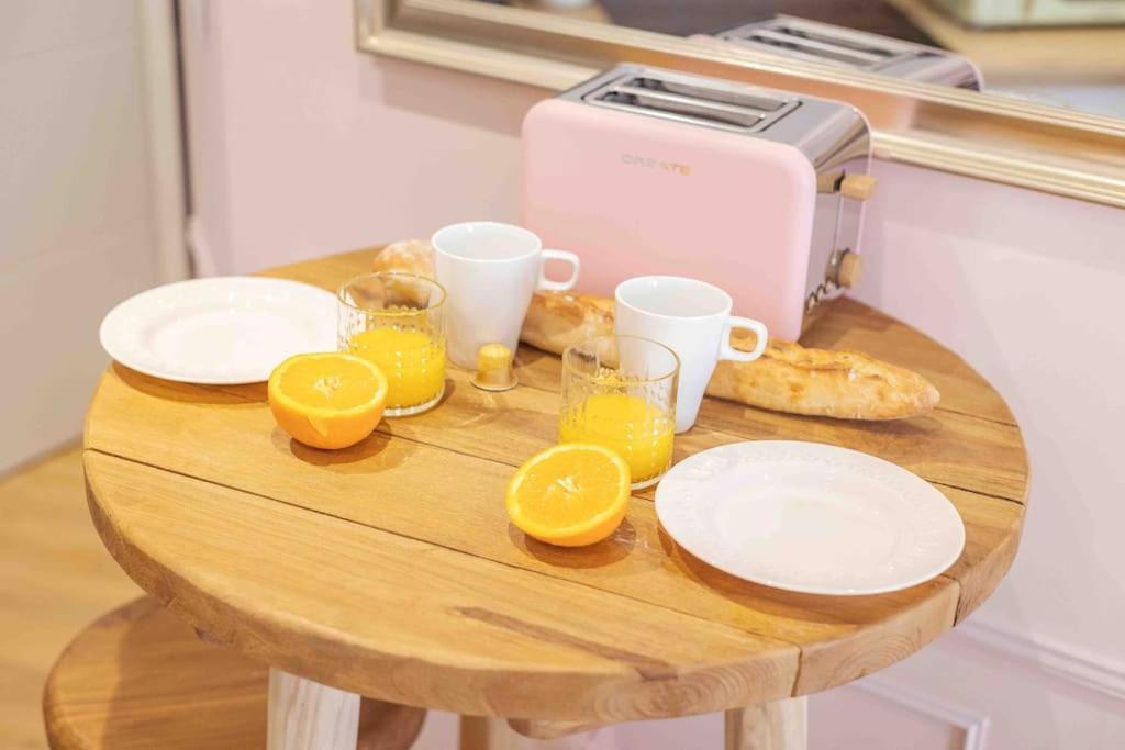 La De L'oie - Cosy - Metro Apartamento