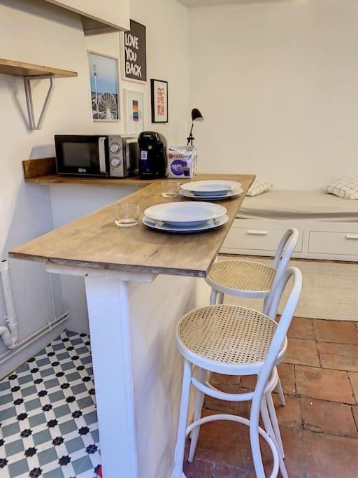 Ibiza -sublime Studio Place De La Trinite- Netflix Apartment Toulouse