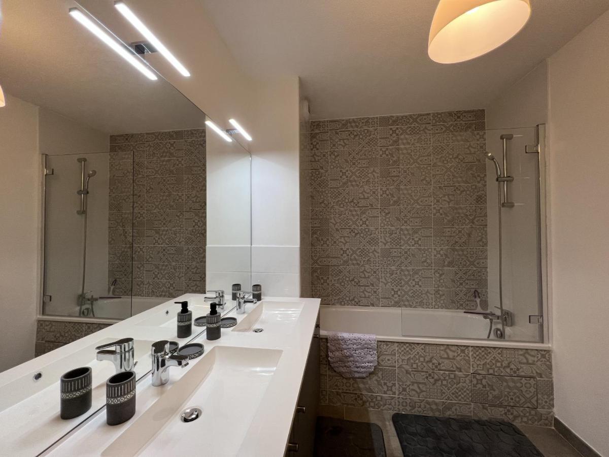 Le Cartoucherie - 4p - Parking - Tram & Zenith Apartamento