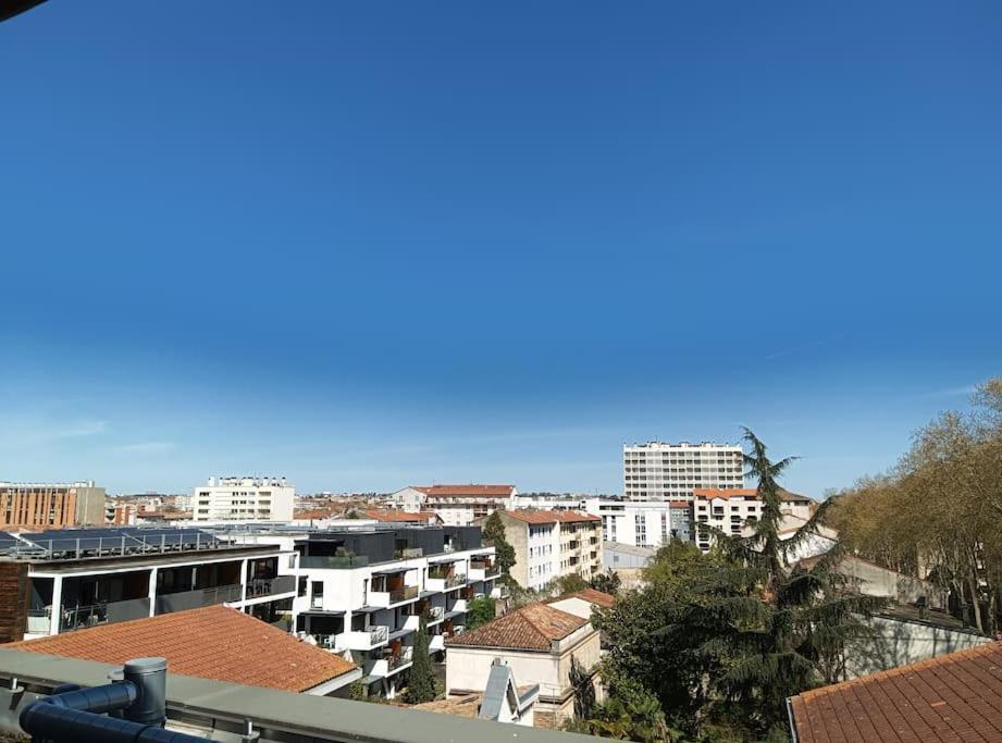 Apartment T2 Tres Lumineux + Pkg *