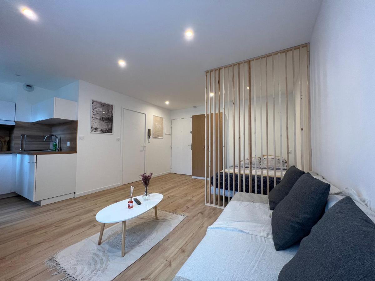 Le Petit Sauveur - Studio & Parking Apartamento