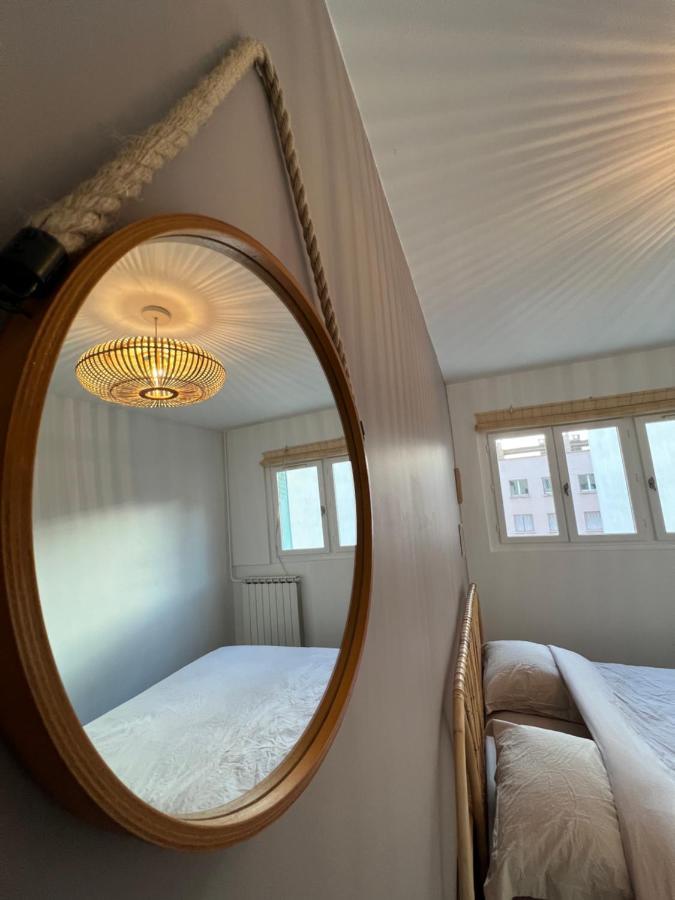Le Valentin - T3 Proche Metro Appartement