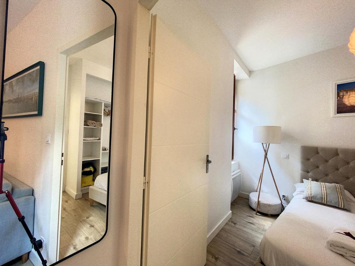 ღ Le Cosy Brienne • T2 Au Centre-ville ღ Metro Apartamento