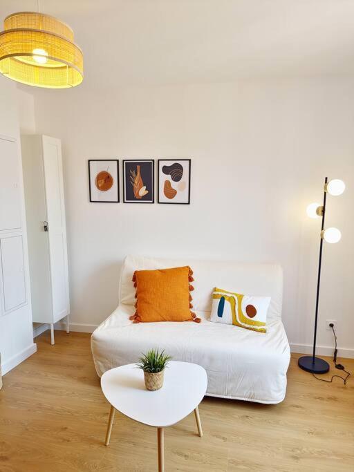 Le Saint Charles - T2 Hypercentre - Metro - Wifi Apartamento *
