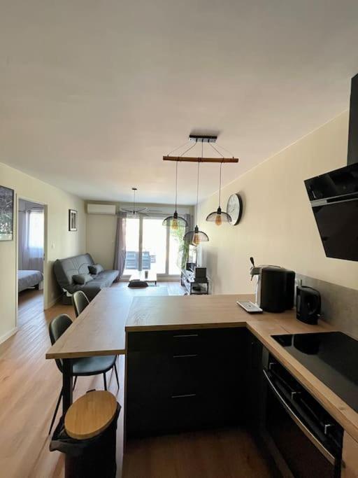 L'ovalie Apartment