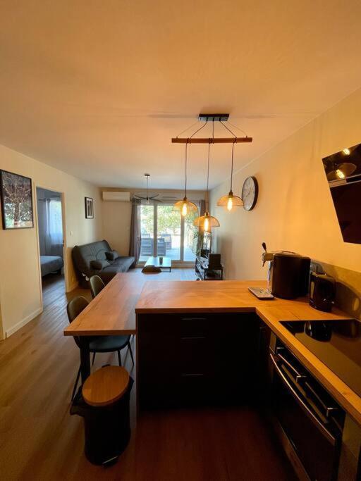 L'ovalie Apartment