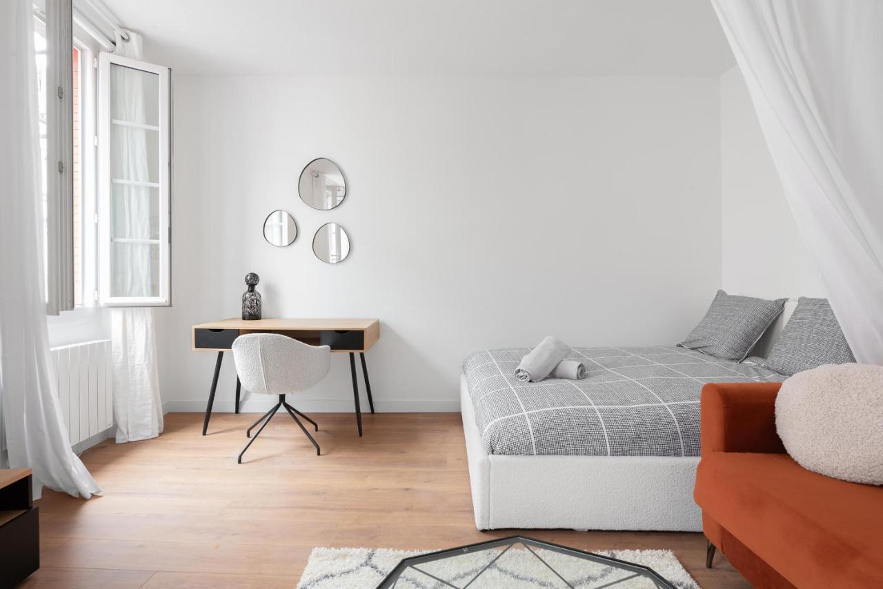 Moderne A 2 Pas De La Gare * Toulouse