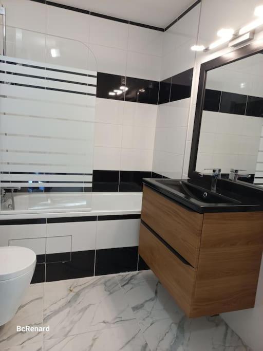 T1 Sporting 1er Etage Apartamento