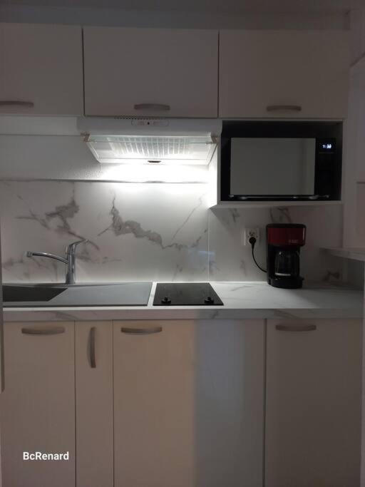 T1 Sporting 1er Etage *