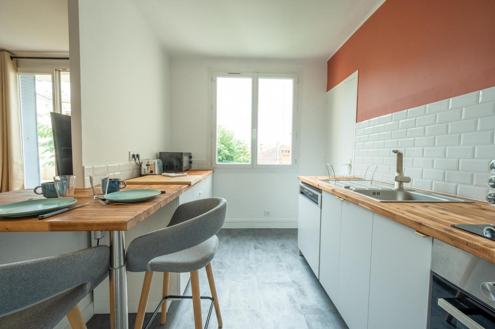 Le Carmin - Calme, Spacieux Et Climatise Apartment *