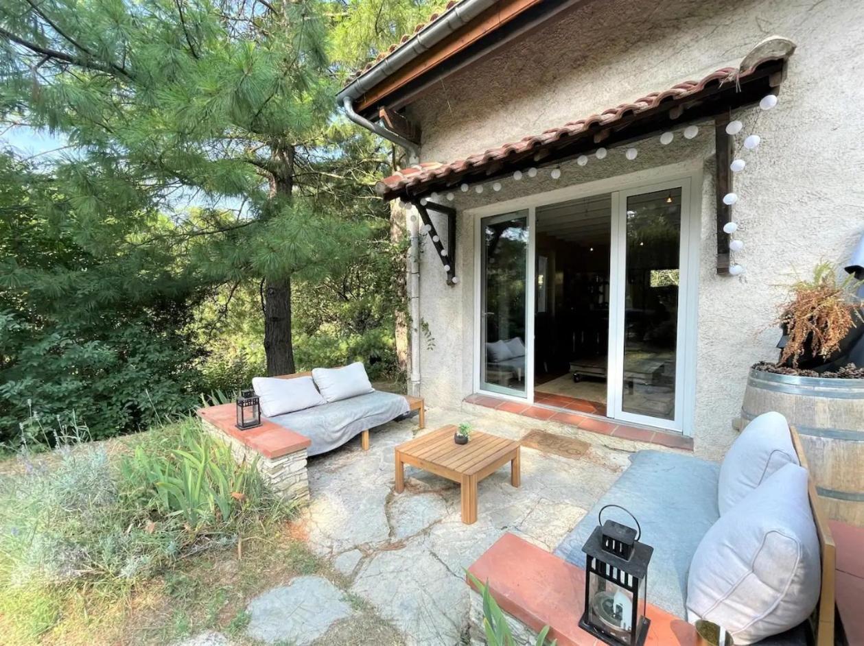 Maison d'hôtes Logement A Dans Un Ecrin De Verdure