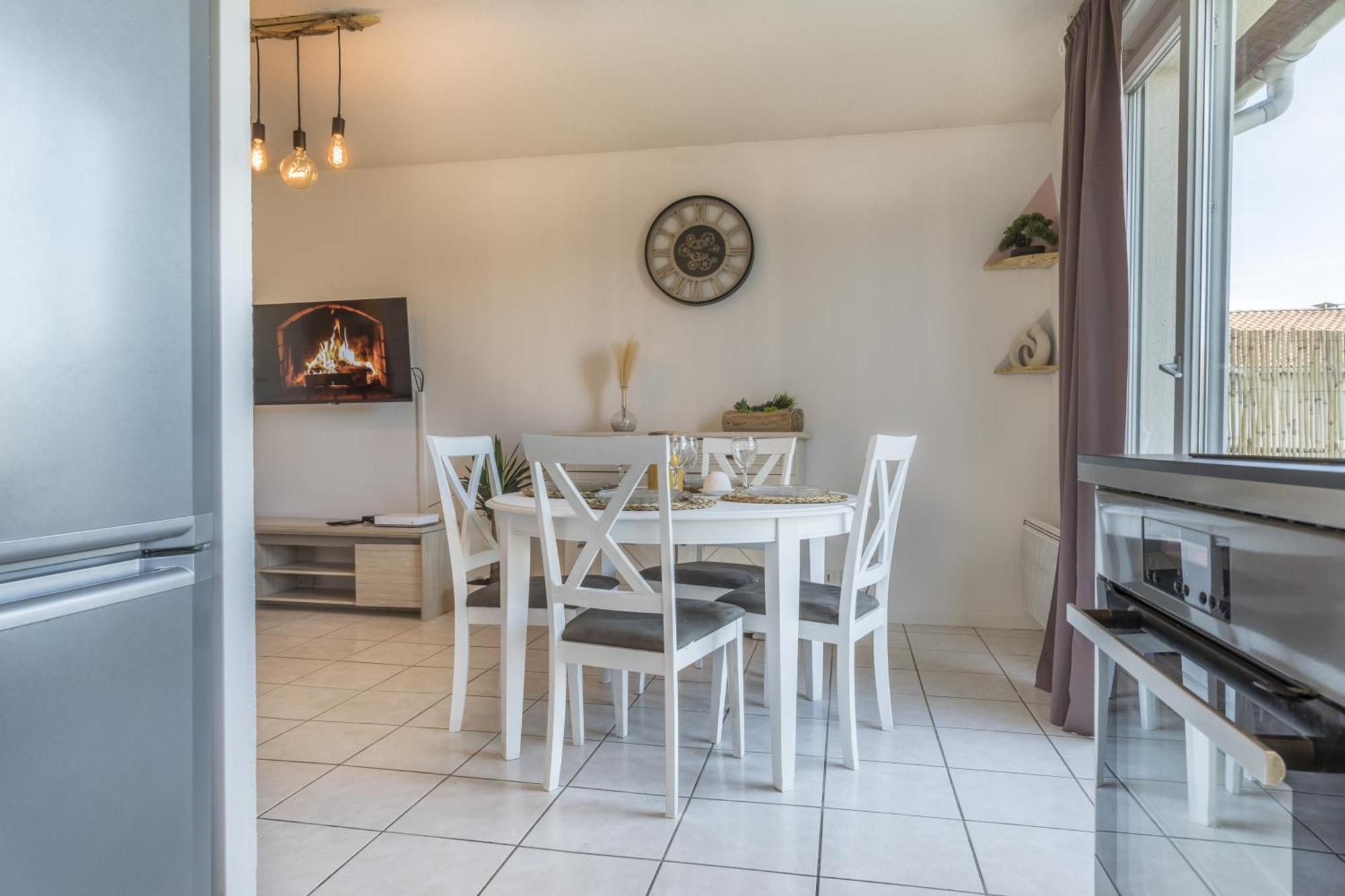 Apartment Spacieux Proche Aeroport Et Airbus