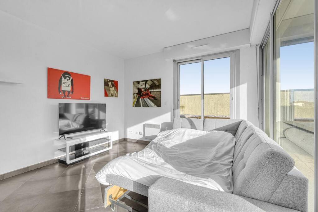Toit Des Reves - Parking - Stadium Apartment