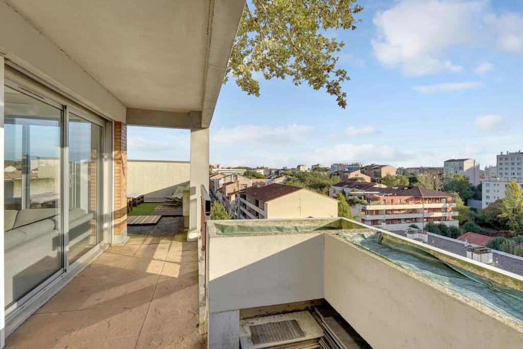 Toit Des Reves - Parking - Stadium Apartment *