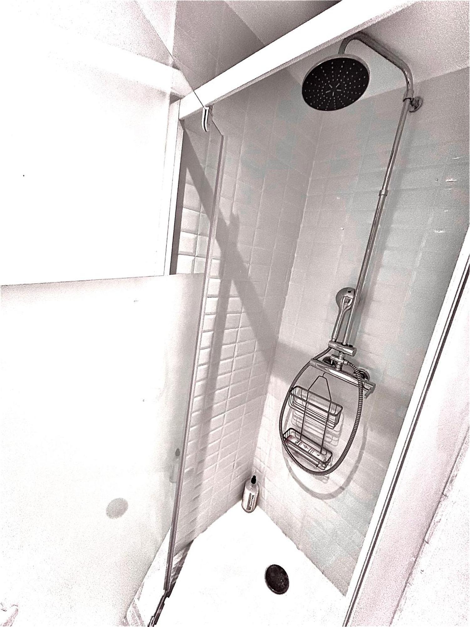 Le Patio Jacuzzi Centre *