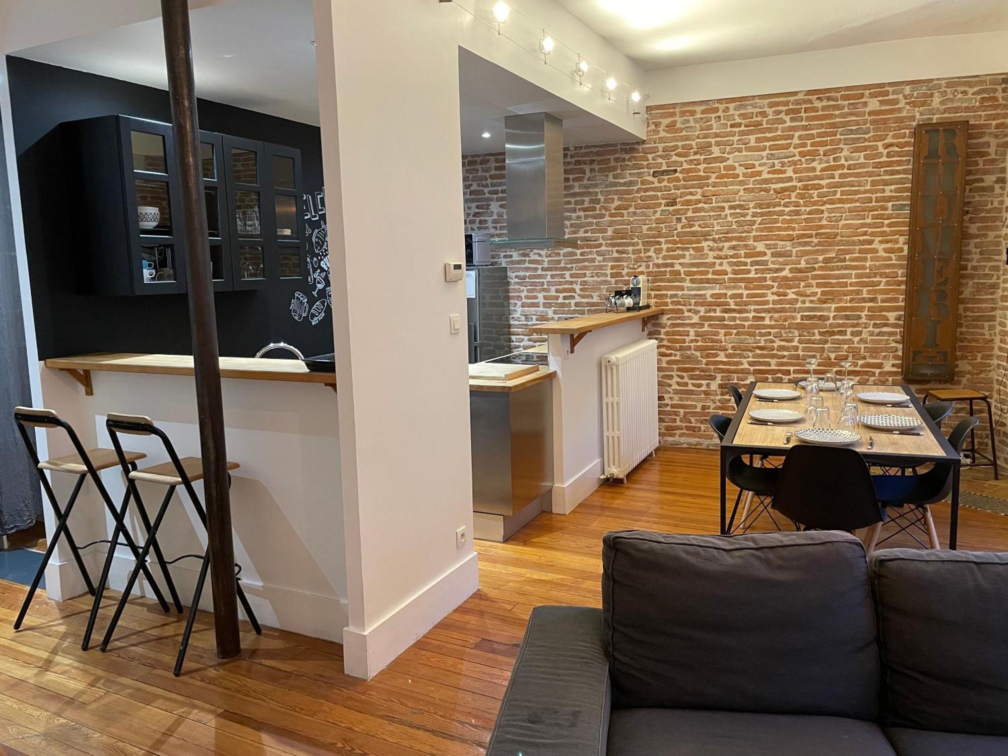 L'etage, Hypercentre Toulousain, Climatise Apartamento *