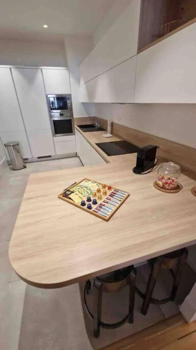 Apartment L'elegant Paradoux - 3 Sdb - 2 Wc - Ascenseur - Parking - Plein Centre
