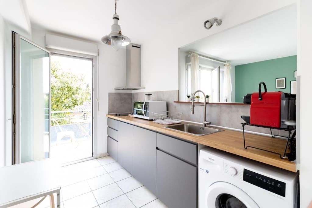 Apartment Beautiful With Terrace + Private Parking