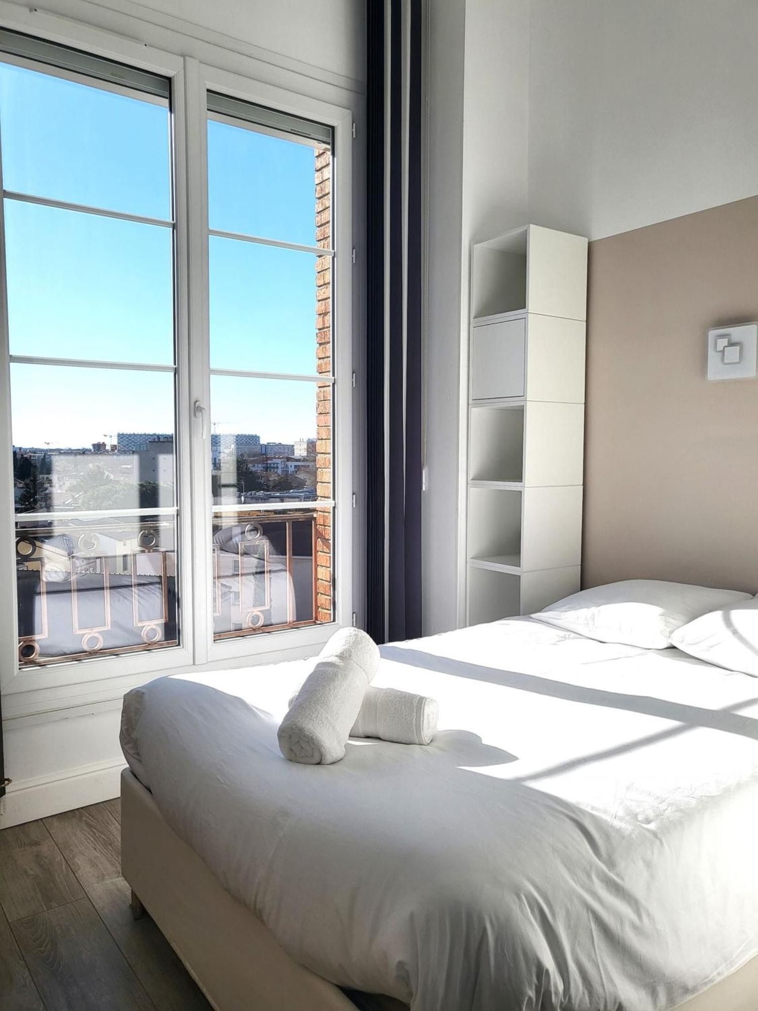 Apartamento Fac 4 - Tram Au Pied L'immeuble- Parking Free