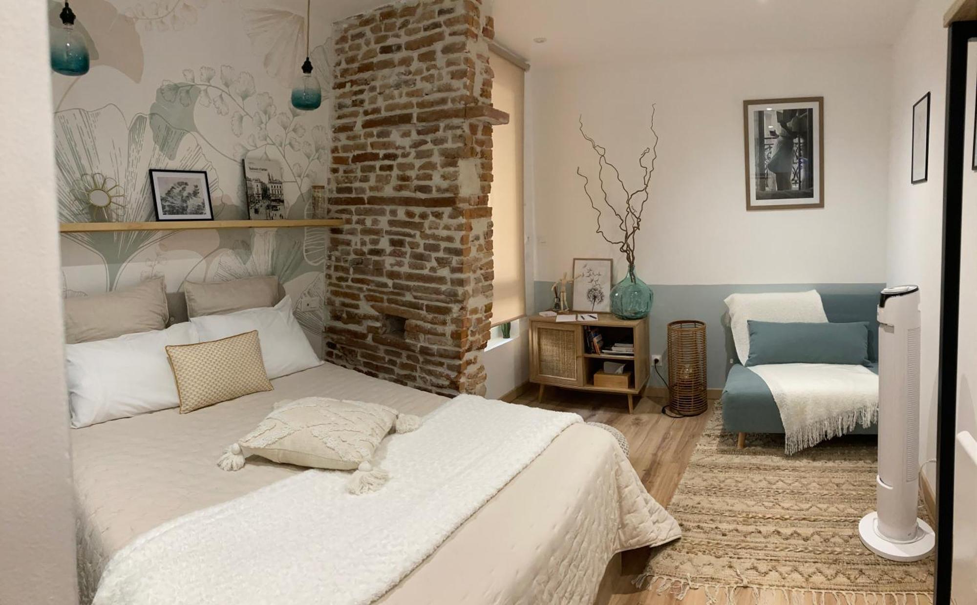 Appartement Le Saint Cyp - - Entier Cosy Et Au Calme, Proche Du Metro *