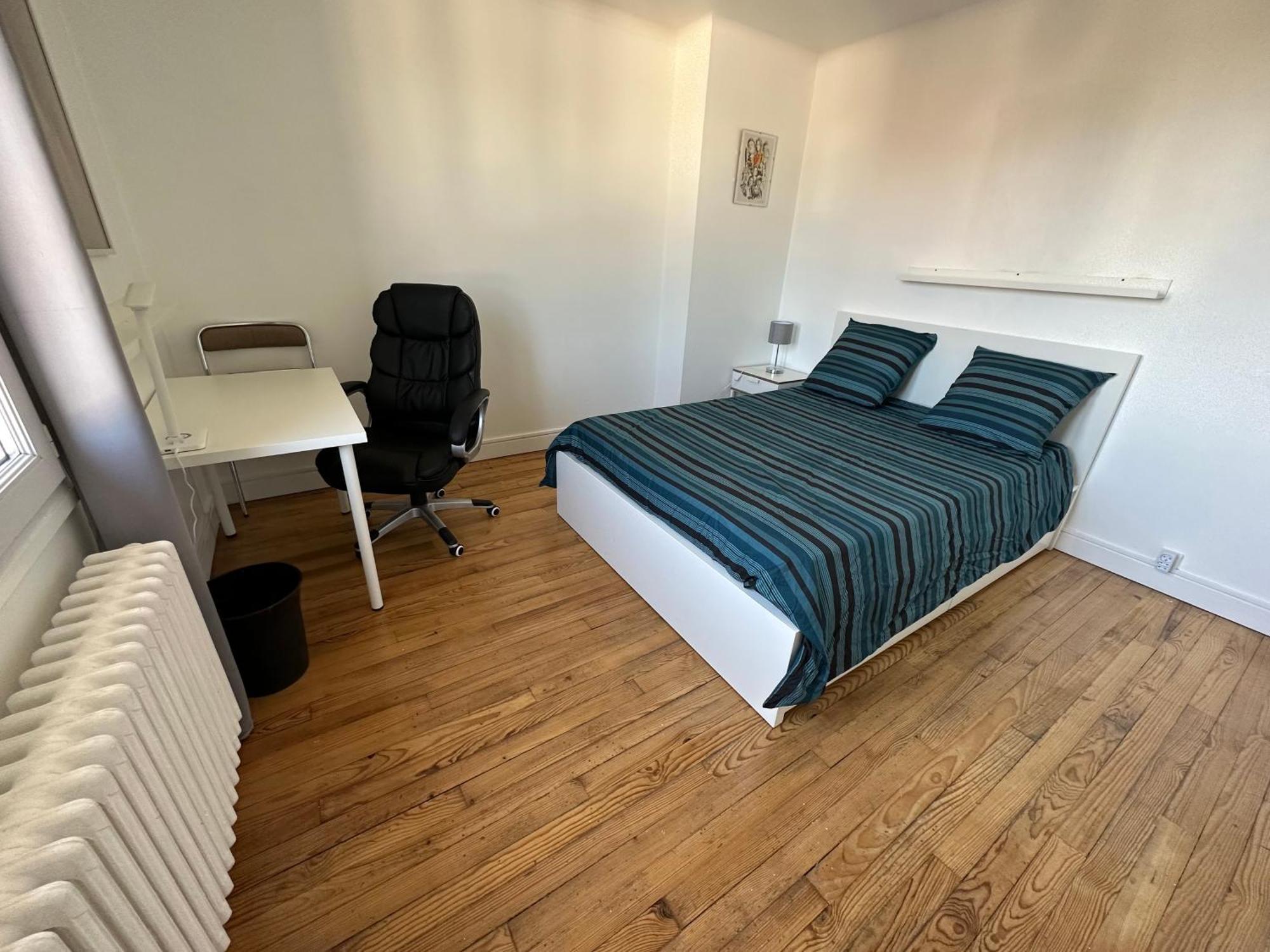 La Libellule 5 2 Sdb 2 Wc Grand Jardin Et Parking Prive