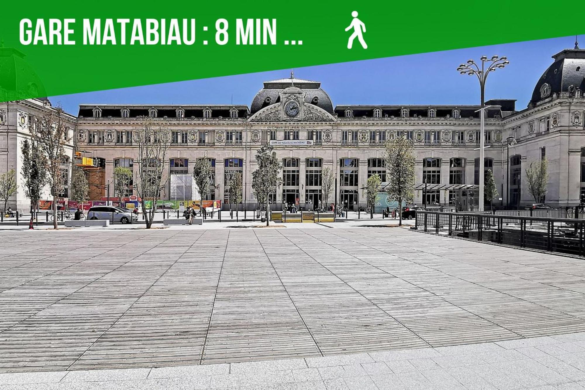 Le Nid D'orient Entre Matabiau Et Capitole Parking