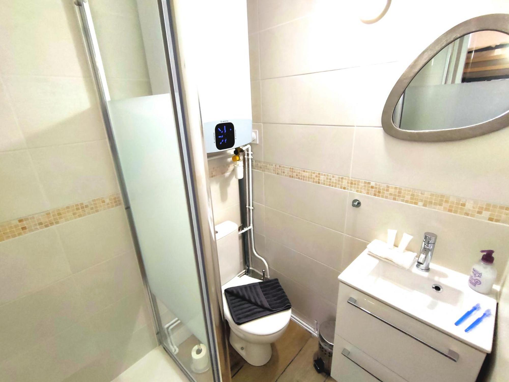 Apartamento Le Petit Palais Au Calme Proche Metro/tram • Wifi