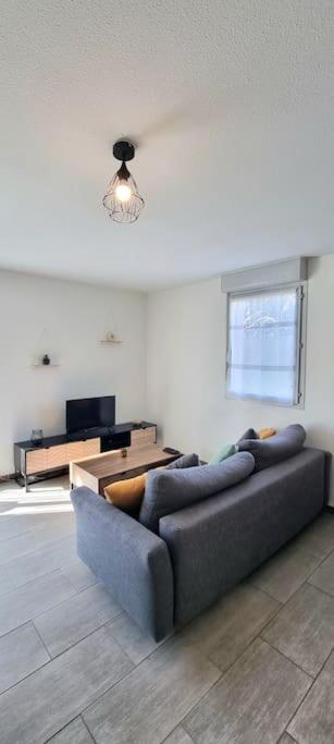 T2 Pool & Terrasse - Parking - Metro - Wifi Apartamento *