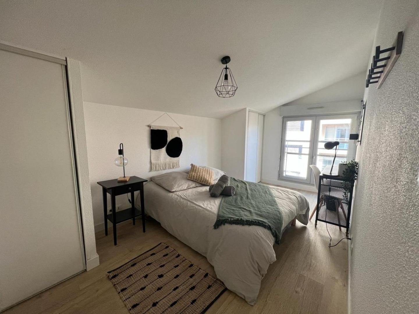 Apartment Beau T3 - Stationnement Prive