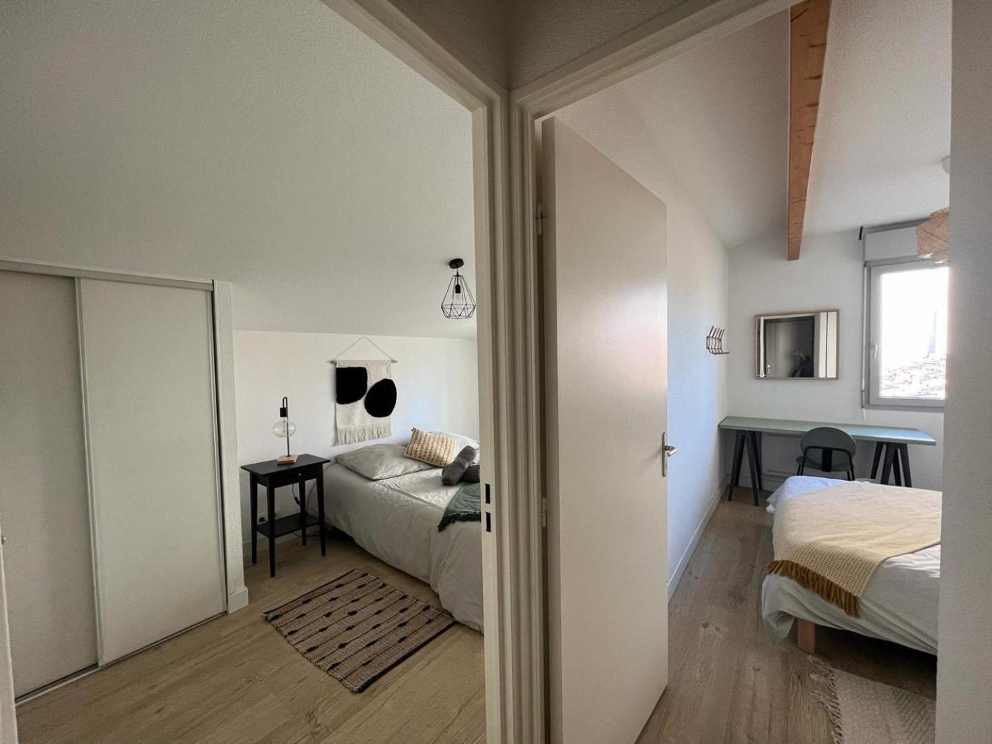 Beau T3 - Stationnement Prive Apartment