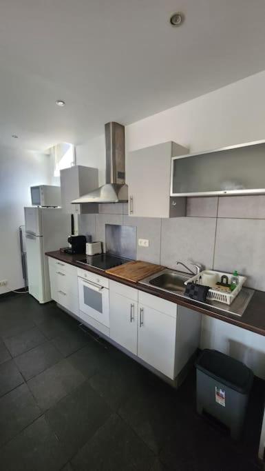 Petit Confort - T3 Proche Commodites - Parking - Hypercentre Apartamento *
