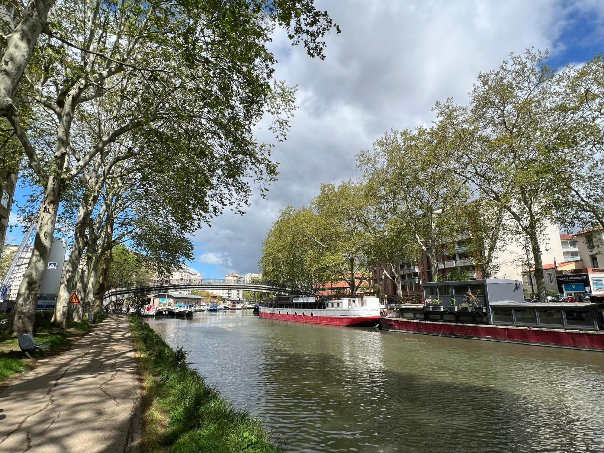 Apartamento Sunset Duplex - Grand-rond, Jardin Des Plantes, Centre-ville, 2 Bdrs 60m2, Ac, Free Public Car Park 200m Away, Netflix - T3 60m2 Avec Clim, Parking Public Gratuit A 200m