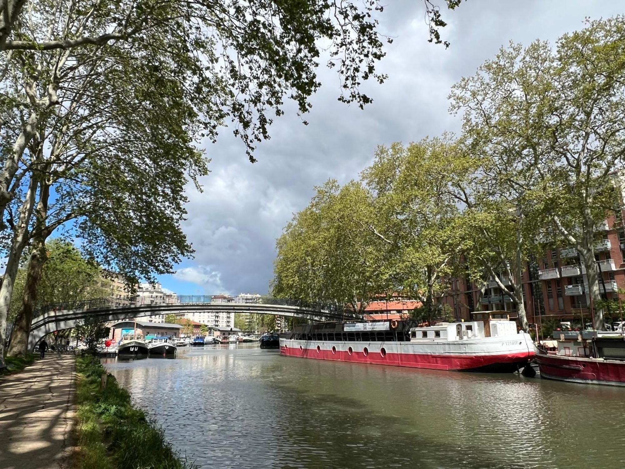 Apartamento Sunset Duplex - Grand-rond, Jardin Des Plantes, Centre-ville, 2 Bdrs 60m2, Ac, Free Public Car Park 200m Away, Netflix - T3 60m2 Avec Clim, Parking Public Gratuit A 200m Toulouse