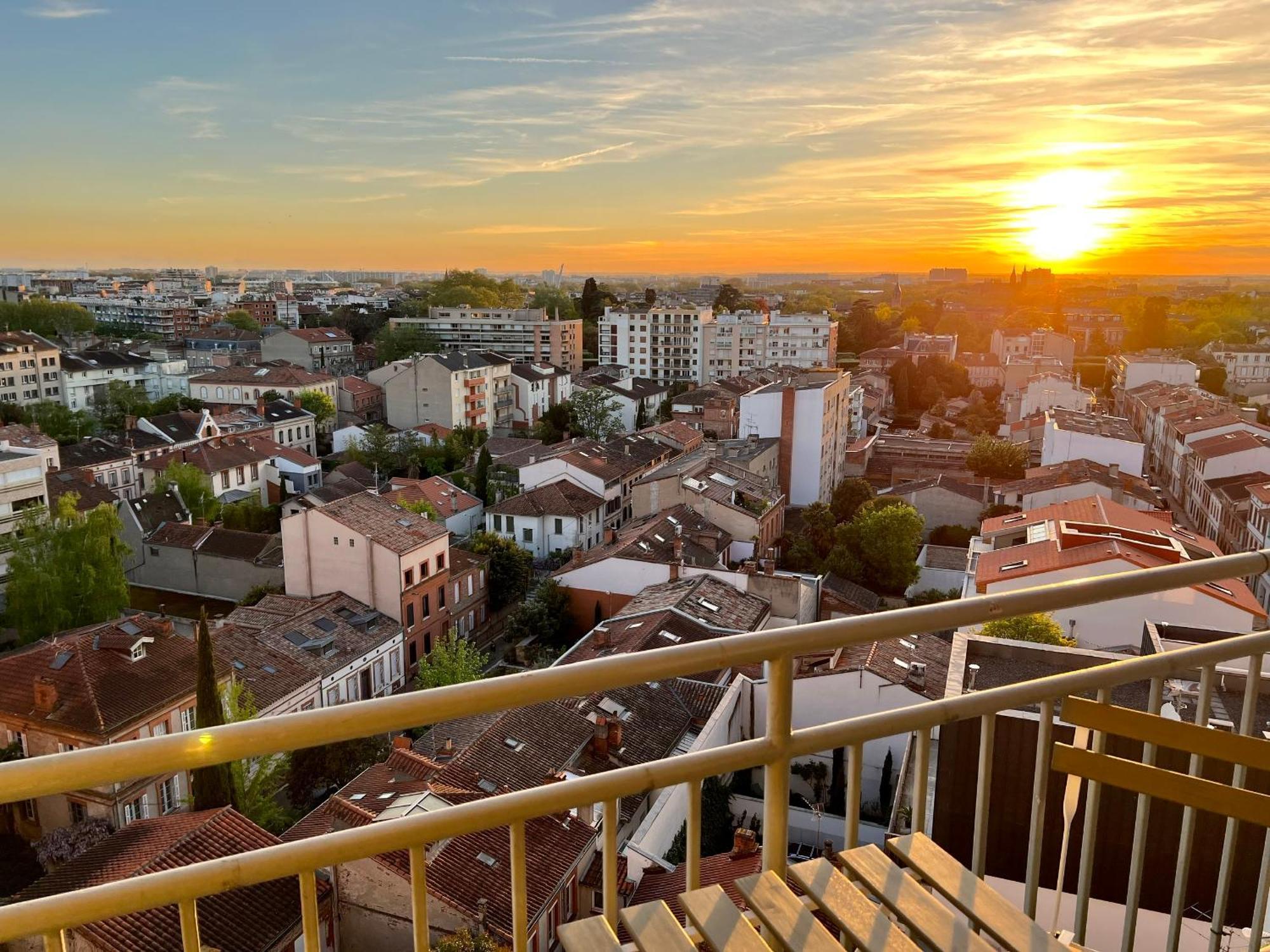 Apartamento Sunset Duplex - Grand-rond, Jardin Des Plantes, Centre-ville, 2 Bdrs 60m2, Ac, Free Public Car Park 200m Away, Netflix - T3 60m2 Avec Clim, Parking Public Gratuit A 200m