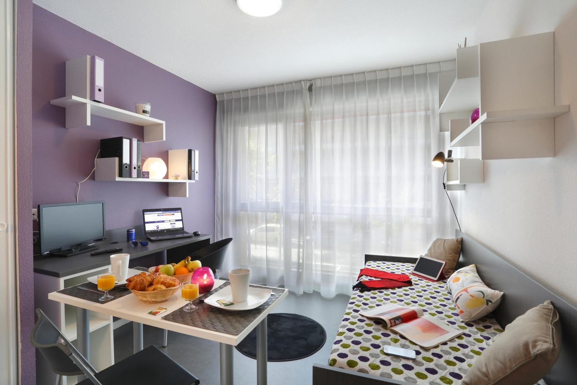 - Nemea Etud Aparthotel