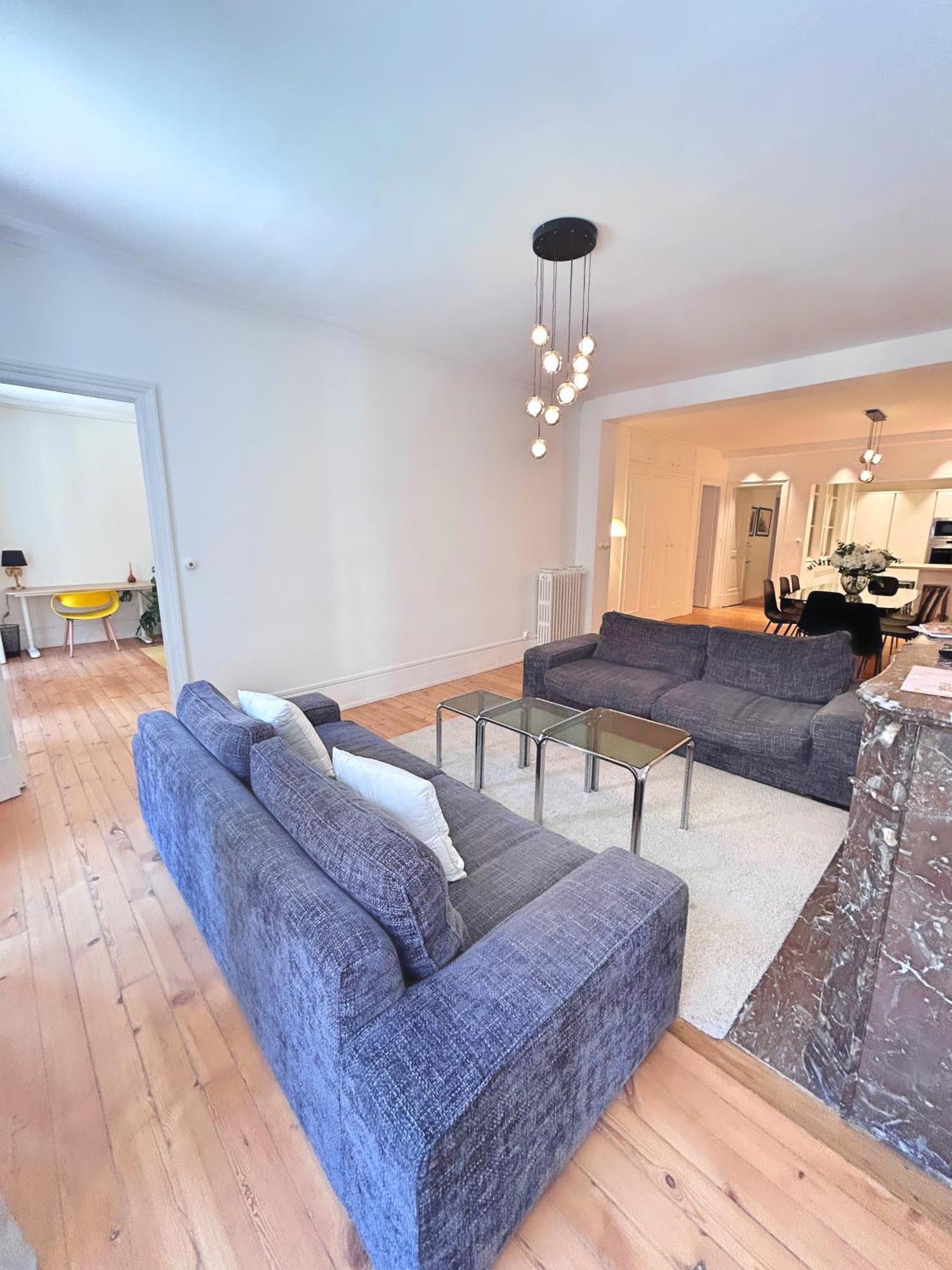 Apartment L'elegant Paradoux - 3 Sdb - 2 Wc - Ascenseur - Parking - Plein Centre *