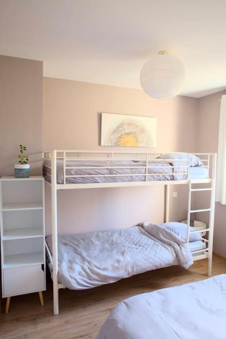 Maison Calme Avec Jardin Proche De