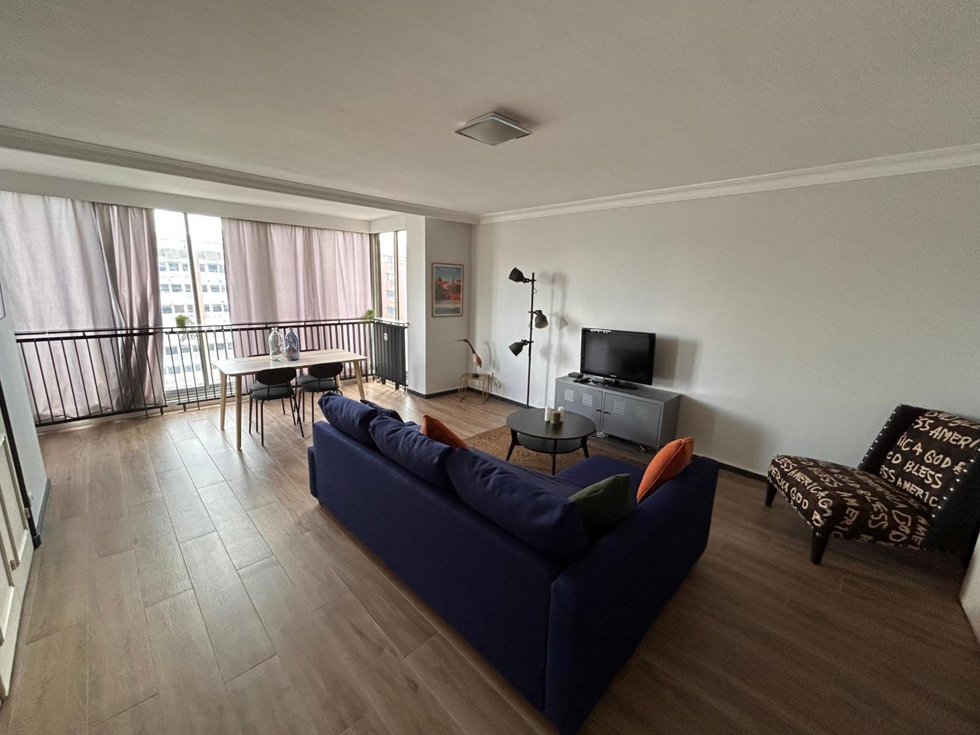 Centre Apartment *