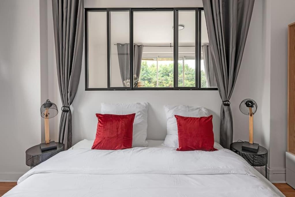 Appartement L'elegance Urbaine-clim-parking Gratuit Dans Rue *
