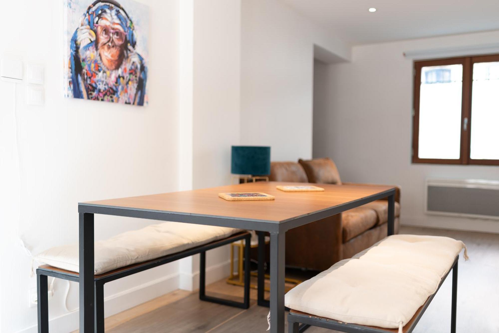 Le Gorille Hypercentre Et Climatisation *