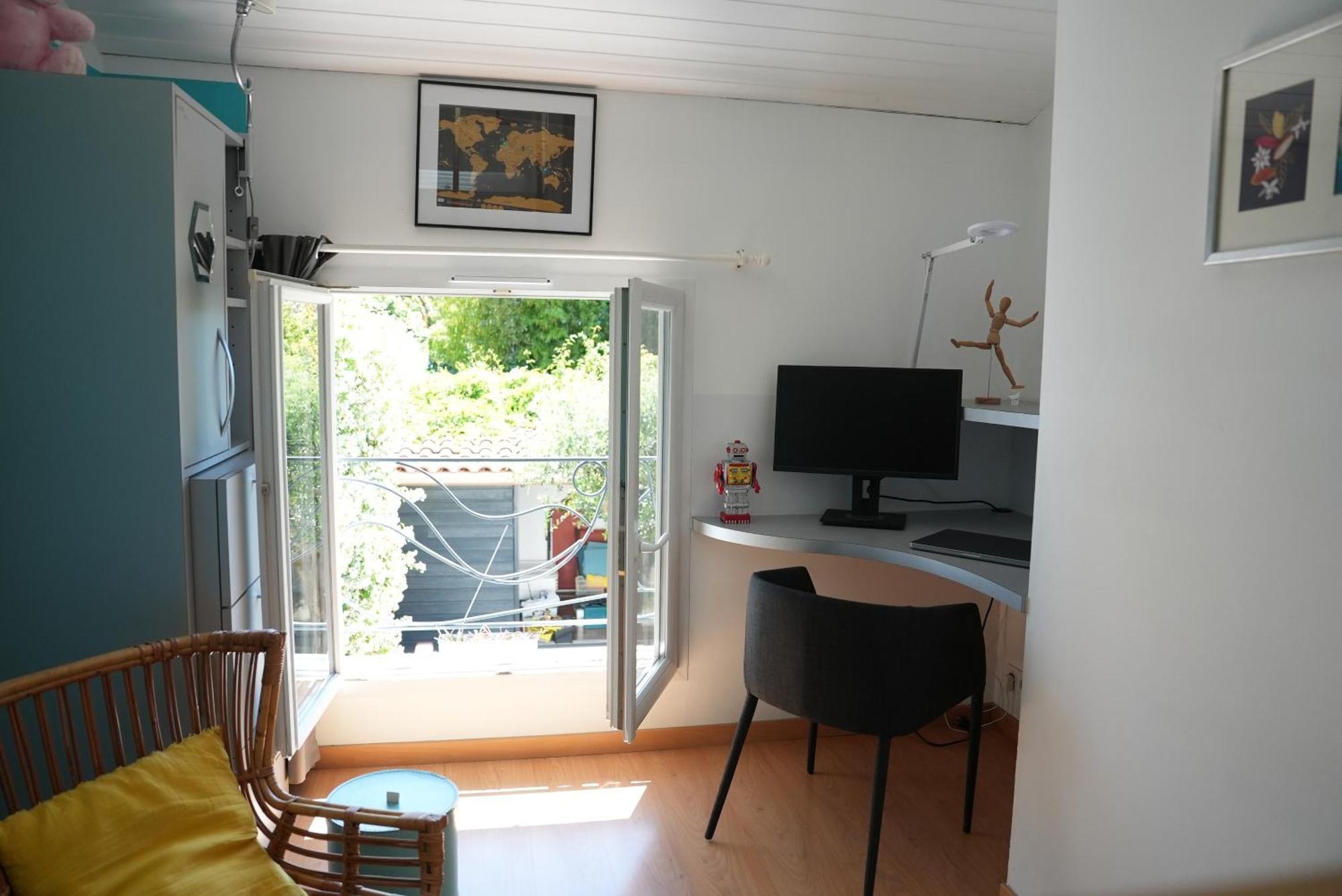 Holiday home La Maison Jasmin - 8 Personnes - Parking Prive - Climatisation - Jardin *