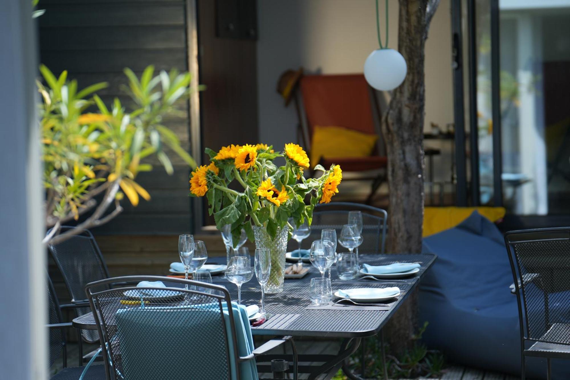 La Maison Jasmin - 8 Personnes - Parking Prive - Climatisation - Jardin Holiday home *